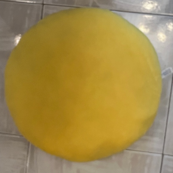 Toy Factory Face Throwing a Kiss Emoji - Picture 5 of 5